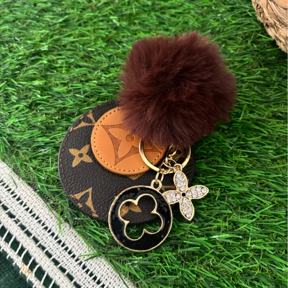 Monogram-Pattern Brown Pom-Pom Keychain - Picture 4 of 5